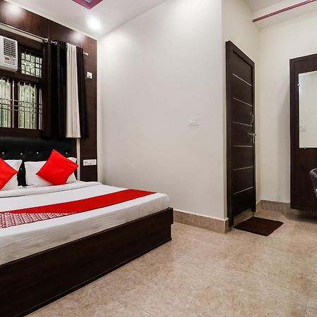 Hotel O Gdd Kuteer Noida Bagian luar foto