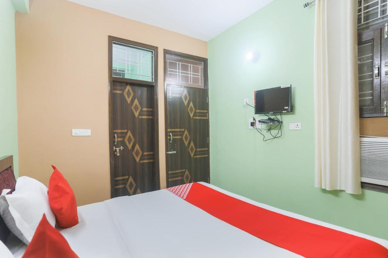 Hotel O Gdd Kuteer Noida Bagian luar foto