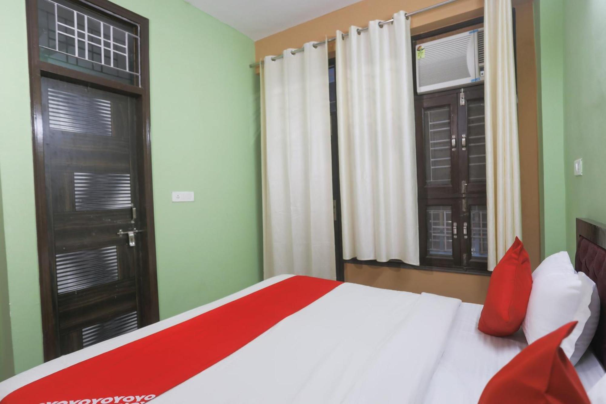 Hotel O Gdd Kuteer Noida Bagian luar foto