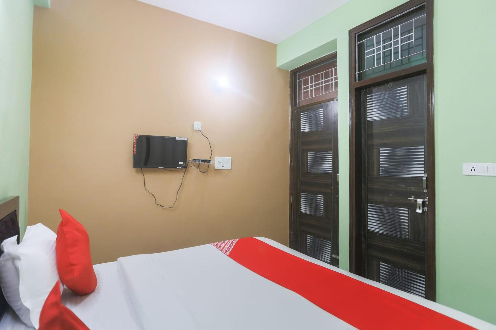 Hotel O Gdd Kuteer Noida Bagian luar foto